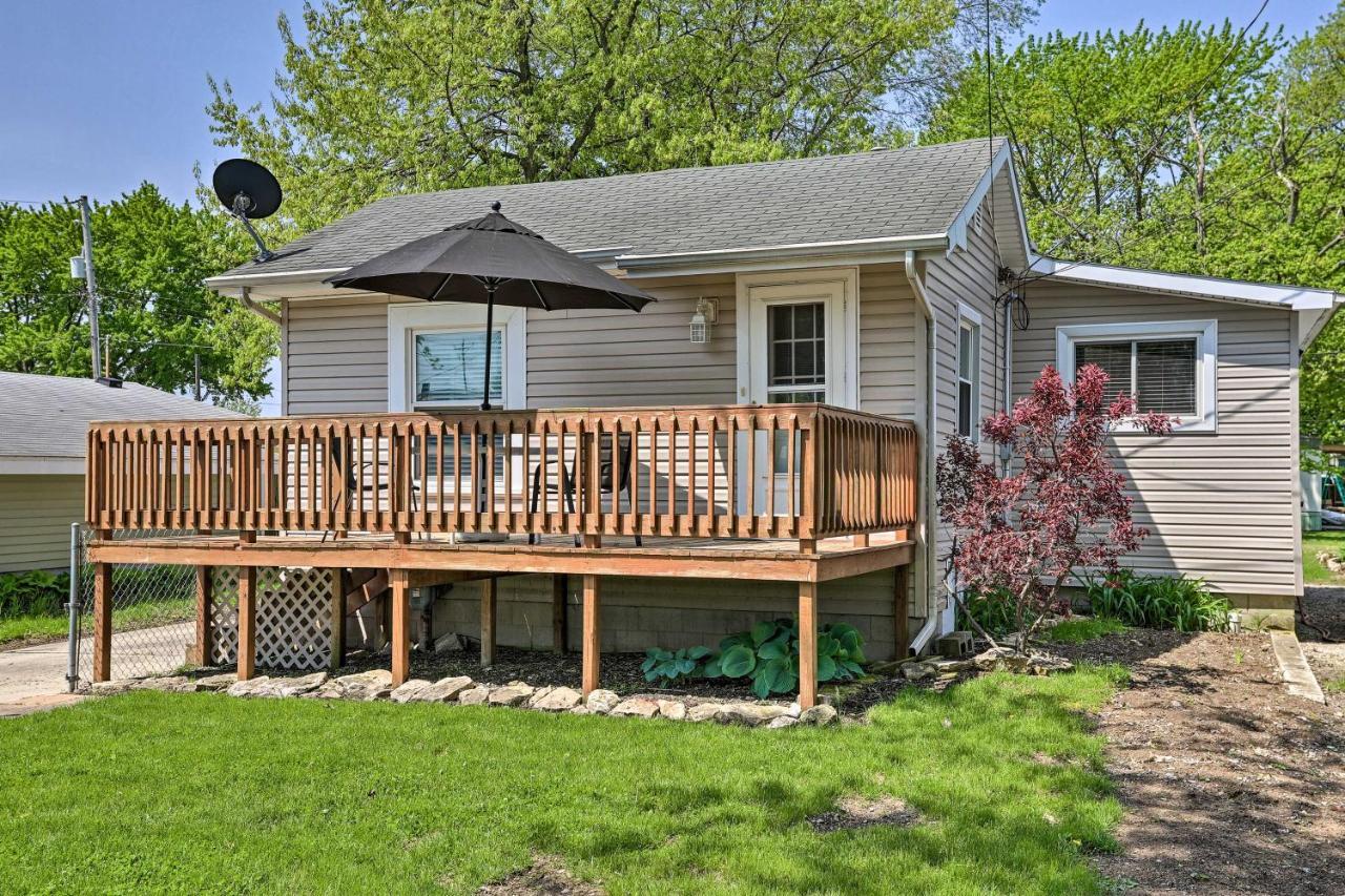 Home With Lake-View Deck By Camp Perry And Magee Marsh Port Clinton Exterior photo