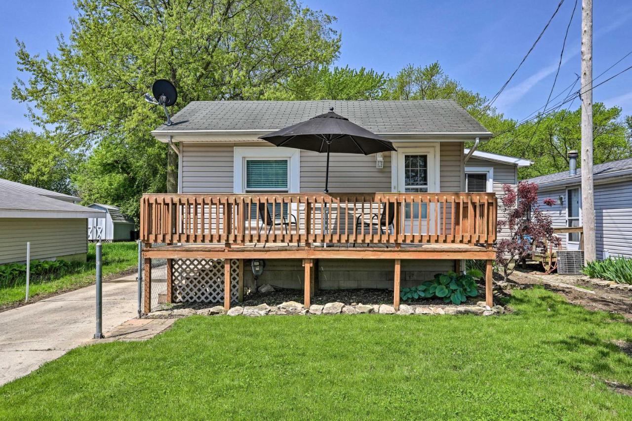 Home With Lake-View Deck By Camp Perry And Magee Marsh Port Clinton Exterior photo